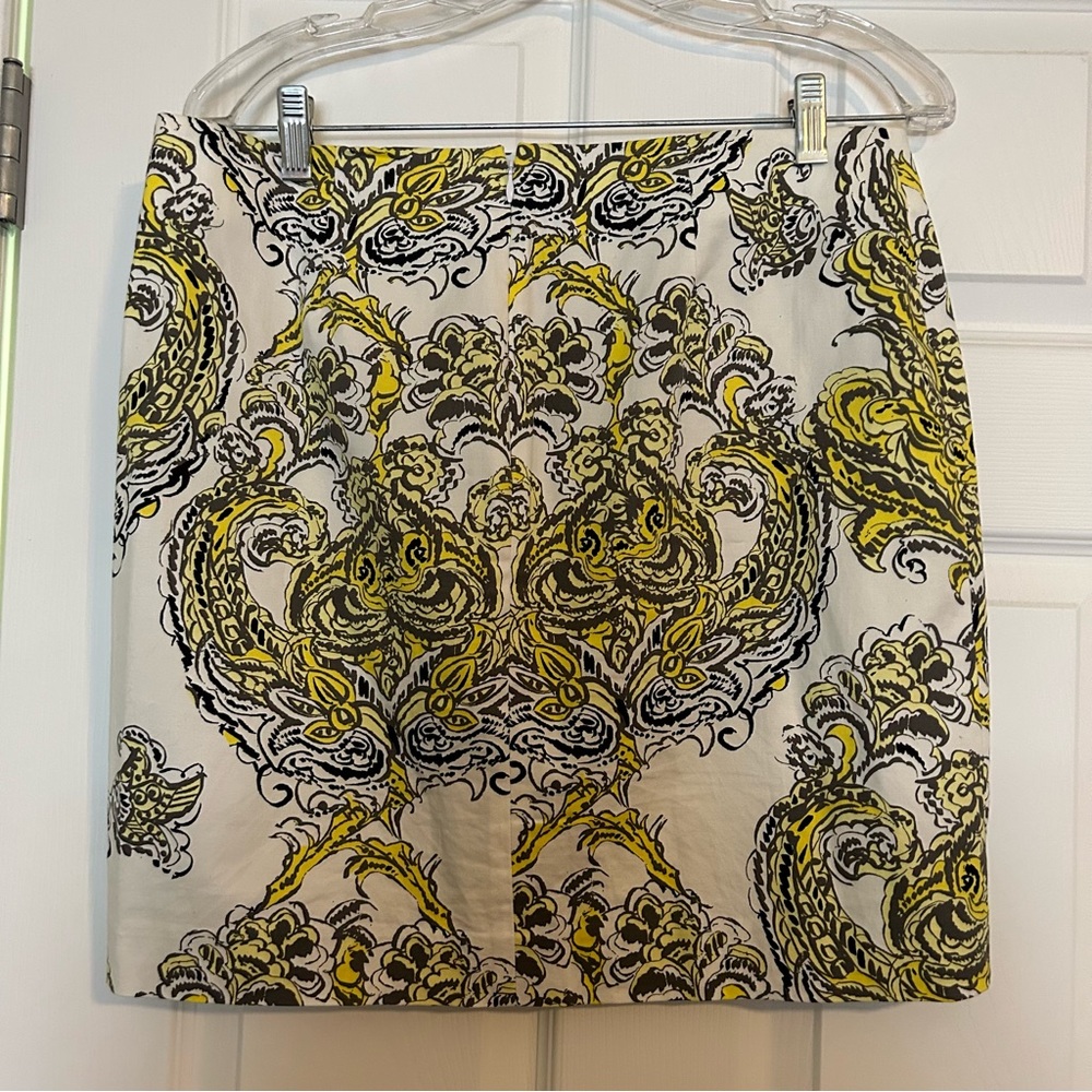 Patterned skirt